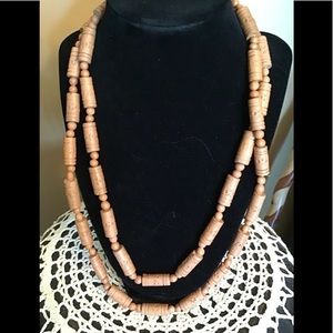 3/$15💐WOOD bead Necklace
